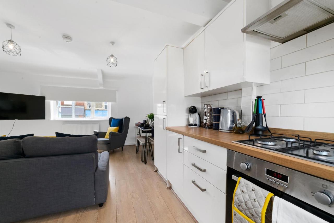 Village Cwtch Whitchurch 2 Bedroom Apartment Cardiff Bagian luar foto