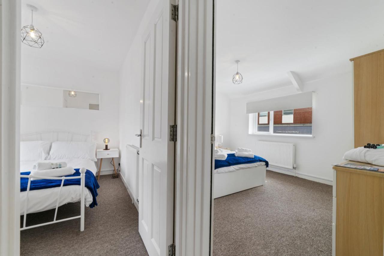 Village Cwtch Whitchurch 2 Bedroom Apartment Cardiff Bagian luar foto